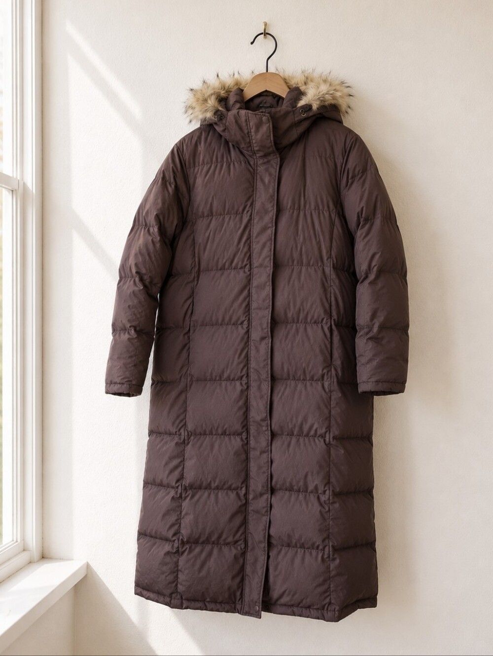 L.L.Bean Goose Down Puffer Parka with Faux Fur Hood – Women's Large Petite